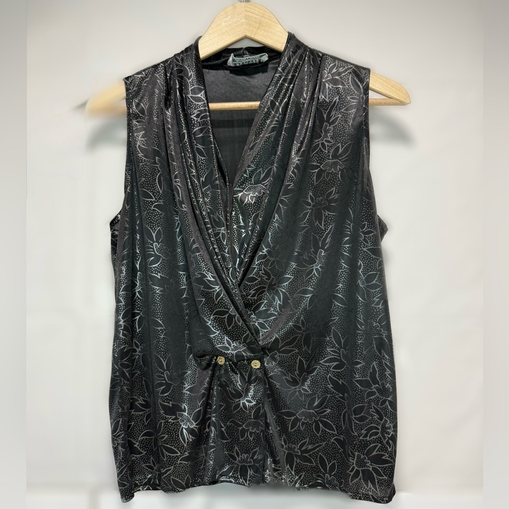 Vintage Braemer Petites by Jeremy Scott Chic Black Floral Sleeveless Blouse